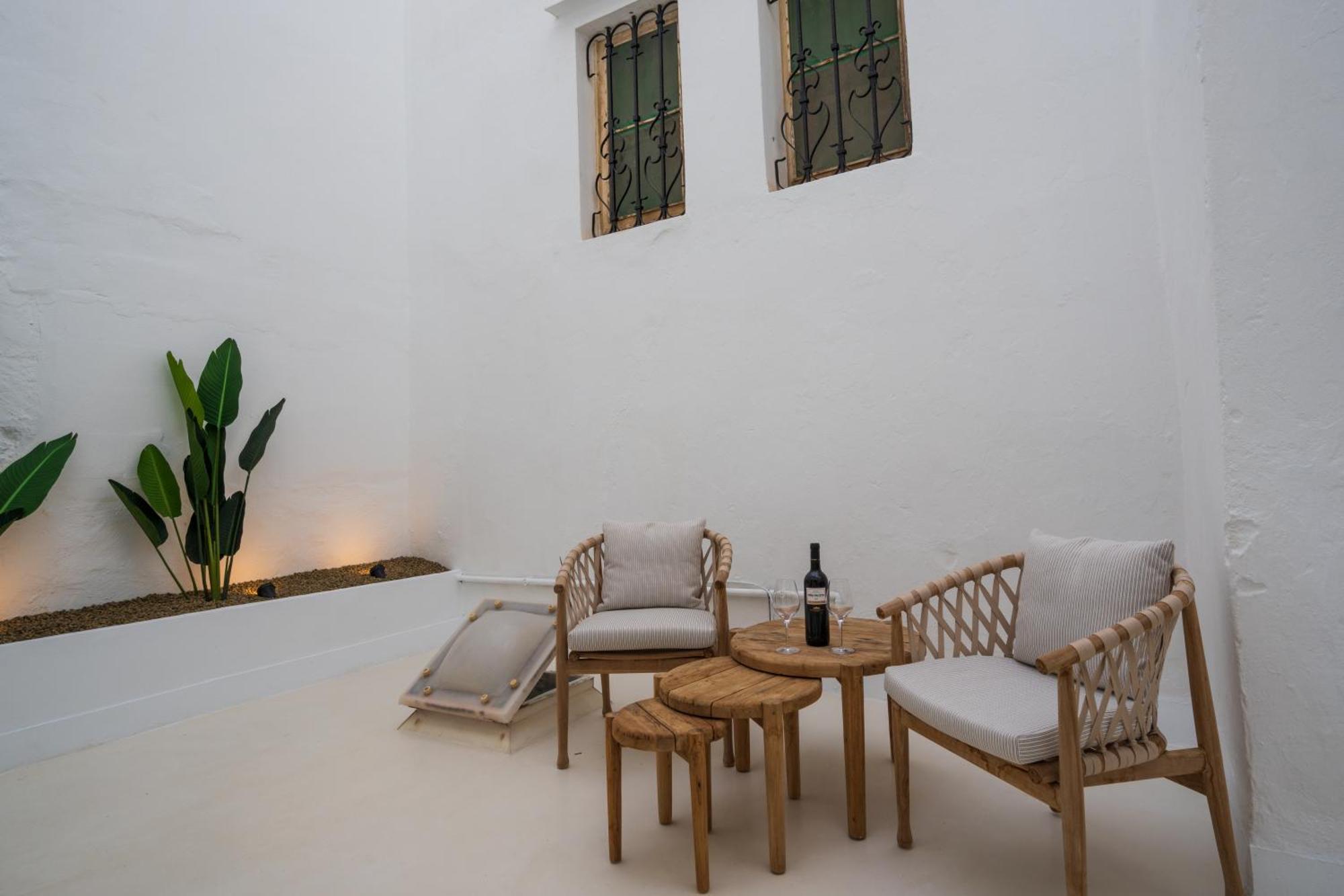 Hotel Llonga'S Ciutadella Ciutadella  Exterior foto